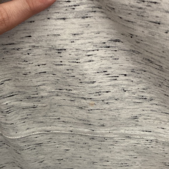 Wilder pencil skirt. Sits above the knee. Lightly worn. Small stain on back - Picture 2 of 2